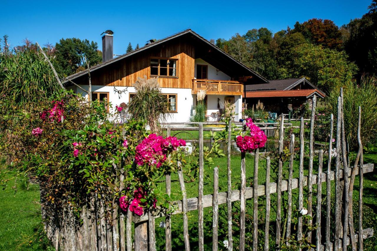 Haus Heufelder Lägenhet Bad Heilbrunn Exteriör bild